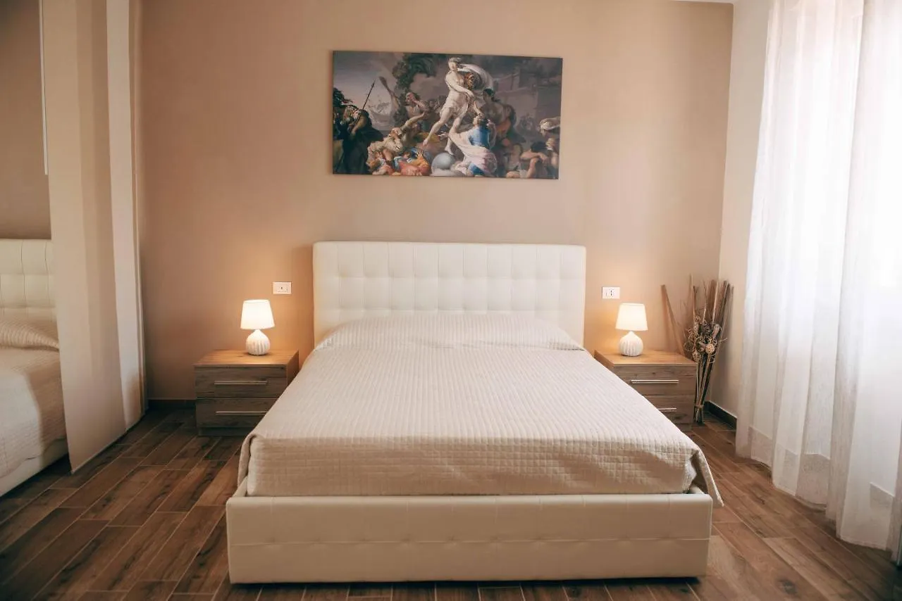 Affitta camere La Fenice di Folli Lorella Puegnago del Garda 0*,  Italia