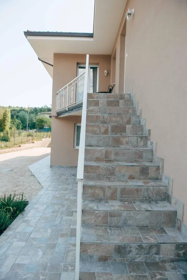 Affitta Camere La Fenice Di Folli Lorella Puegnago Italie