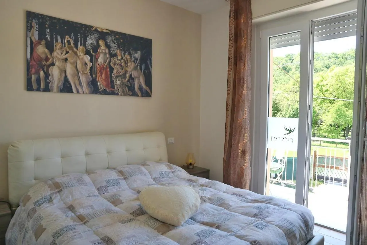 Affitta camere La Fenice di Folli Lorella Puegnago del Garda Italia